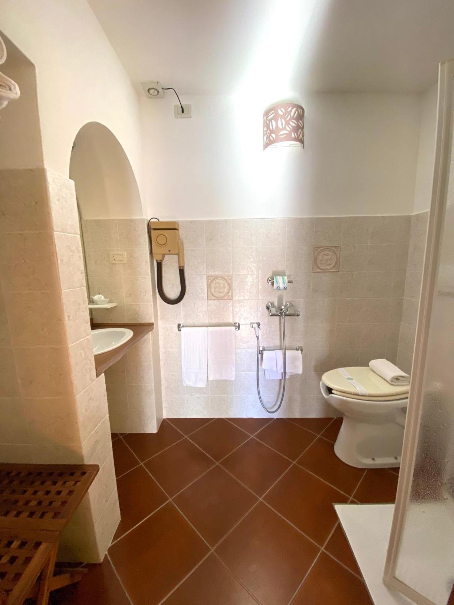 Relais Felciaino B&B Bolgheri Rum bild