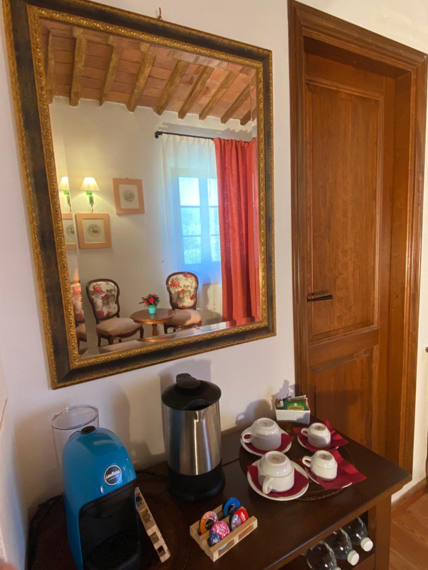 Relais Felciaino B&B Bolgheri Rum bild